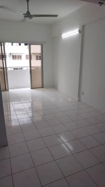 Pangsapuri untuk Dijual di Gambier Heights - Kay Wong - Balcony - PropertyGuru.com.my