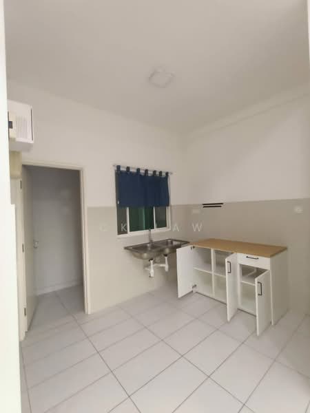Kondominium untuk Disewa di La Thea Residences - CK Law - Kitchen - PropertyGuru.com.my