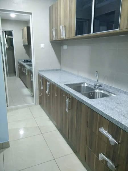 Service Residence for Sale at D'Secret Garden (Pangsapuri Kempas Indah) - Jovel Lim - Kitchen - PropertyGuru.com.my