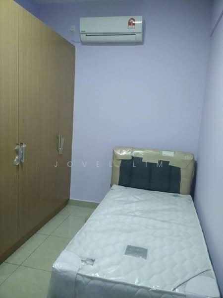 Service Residence for Sale at D'Secret Garden (Pangsapuri Kempas Indah) - Jovel Lim - Bedroom - PropertyGuru.com.my