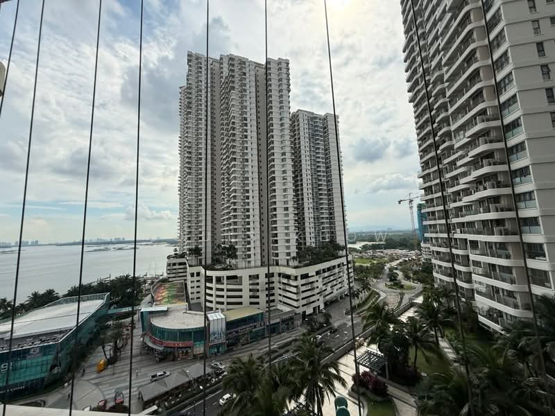 Condominium for Sale at Amberside @ Country Garden Danga Bay - Louis Khow - Exterior - PropertyGuru.com.my