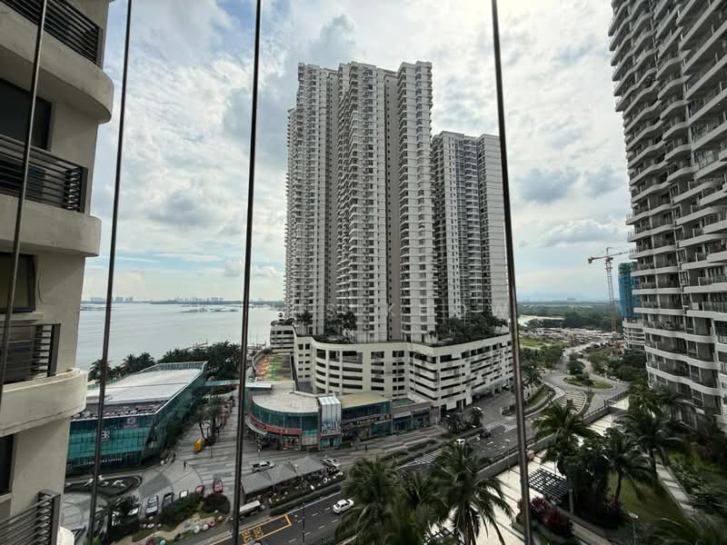 Condominium for Sale at Amberside @ Country Garden Danga Bay - Louis Khow - Exterior - PropertyGuru.com.my