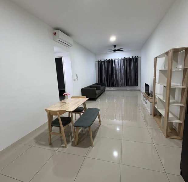 Kediaman Servis untuk Disewa di Savio @ Riana Dutamas - Alex Seet - Living Room - PropertyGuru.com.my