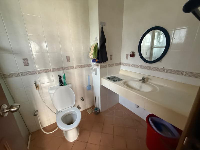 Condominium for Sale at Cyber Heights Villa - Henry Liew - Bathroom - PropertyGuru.com.my