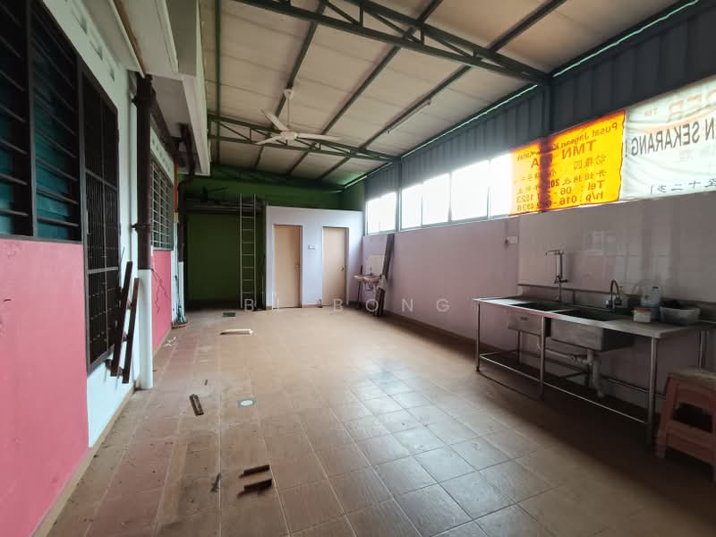 Rumah Berkembar untuk Dijual di Bandar Hilir (Melaka City) - BL Bong - PropertyGuru.com.my