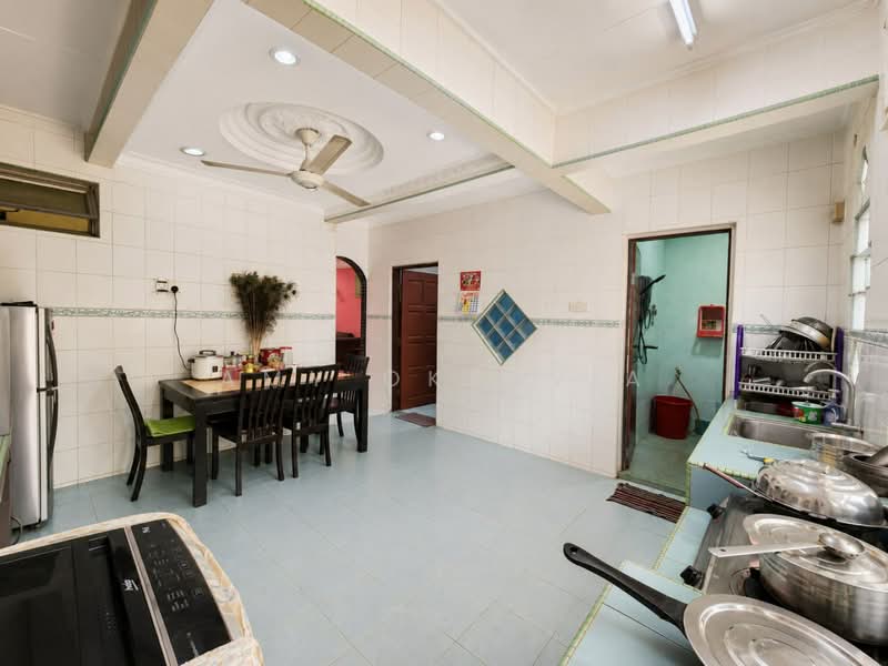 Rumah Teres 1-Tingkat untuk Dijual di Bandar Kinrara (Selangor) - Amy Oktavia - Kitchen - PropertyGuru.com.my