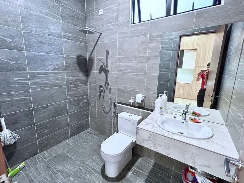 Semi-Detached House for Sale in Nusa Sentral (Iskandar Puteri (Nusajaya)) - Karl Lim - Bathroom - PropertyGuru.com.my