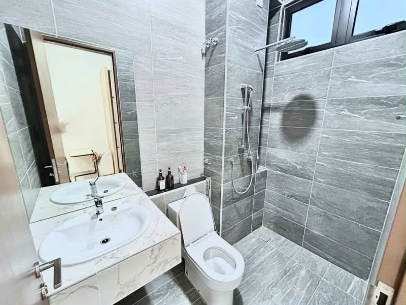 Semi-Detached House for Sale in Nusa Sentral (Iskandar Puteri (Nusajaya)) - Karl Lim - Bathroom - PropertyGuru.com.my