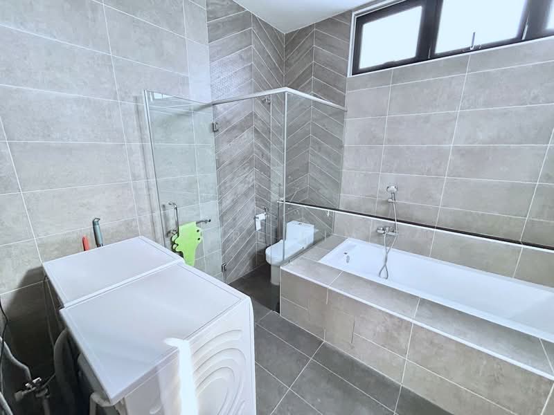 Semi-Detached House for Sale in Nusa Sentral (Iskandar Puteri (Nusajaya)) - Karl Lim - Bathroom - PropertyGuru.com.my