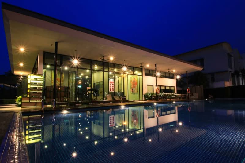 2-storey Terraced House for Sale in Taman Mount Austin (Tebrau) - Elynn Lam - Exterior - PropertyGuru.com.my