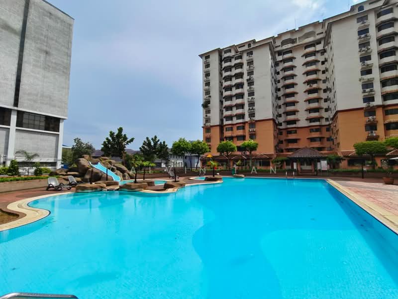 Condominium for Sale at Kelana Parkview Condominium - Calvin Tan - Exterior - PropertyGuru.com.my
