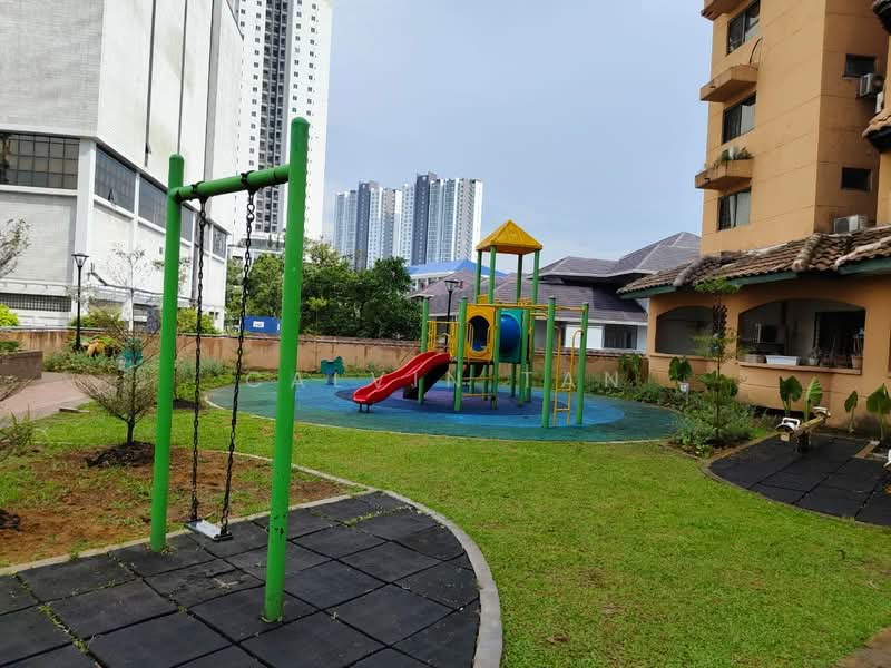 Condominium for Sale at Kelana Parkview Condominium - Calvin Tan - Exterior - PropertyGuru.com.my