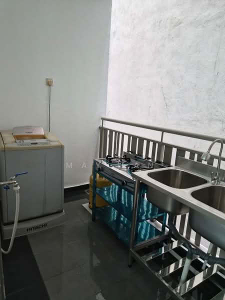 Servis Apartment untuk Disewa di The Loft @ ZetaPark - May Tan - Kitchen - PropertyGuru.com.my
