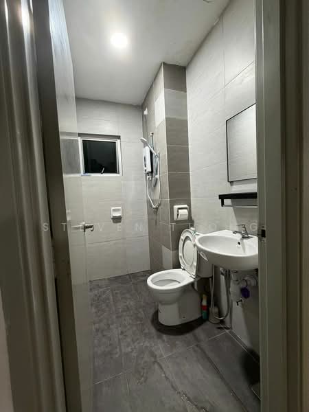 Kondominium untuk Disewa di Zeta Deskye (Alam Saujana) - Steven Thong - Bathroom - PropertyGuru.com.my