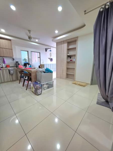 Service Residence for Rent at Country Garden Central Park - Elvis Ku - Kitchen - PropertyGuru.com.my