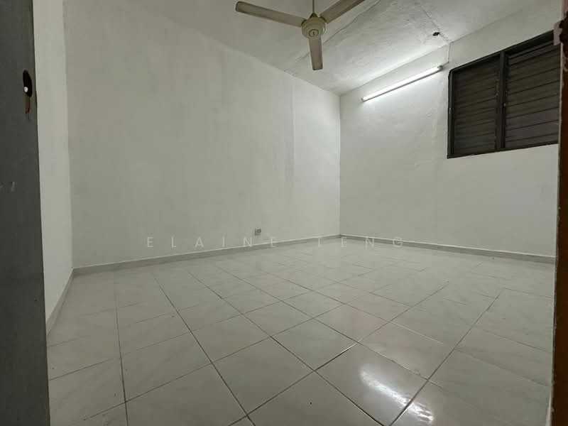 2-storey Terraced House for Sale in Taman Desawan (Klang) - Elaine Teng - Interior - PropertyGuru.com.my