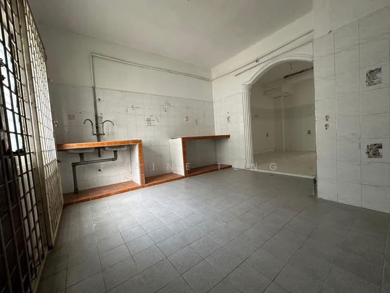 2-storey Terraced House for Sale in Taman Desawan (Klang) - Elaine Teng - Kitchen - PropertyGuru.com.my