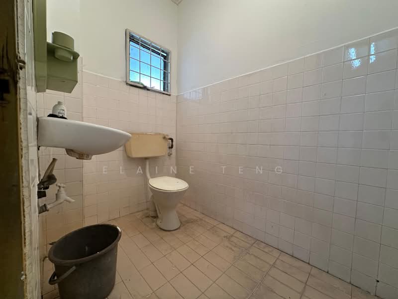 2-storey Terraced House for Sale in Taman Desawan (Klang) - Elaine Teng - Bathroom - PropertyGuru.com.my