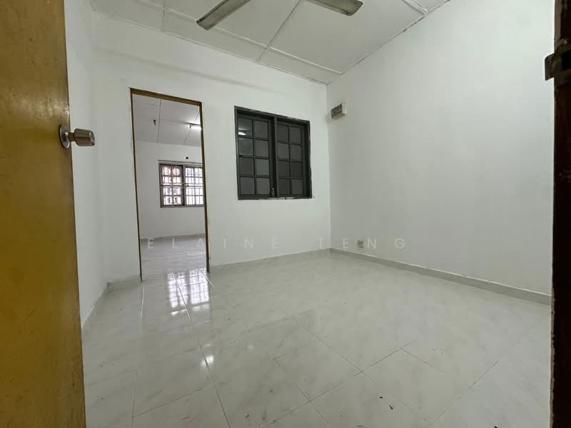 2-storey Terraced House for Sale in Taman Desawan (Klang) - Elaine Teng - Interior - PropertyGuru.com.my