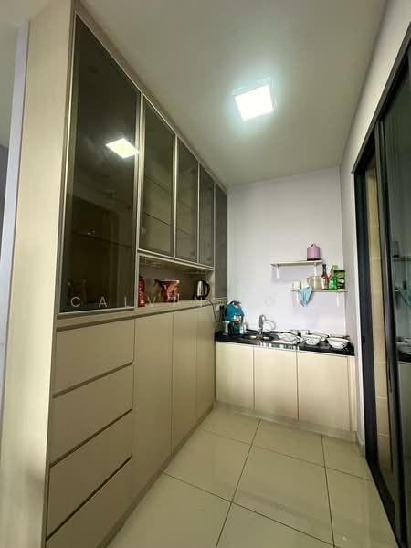Servis Apartment untuk Disewa di LakePark Residence @ KL North - Calvin Fong - Kitchen - PropertyGuru.com.my