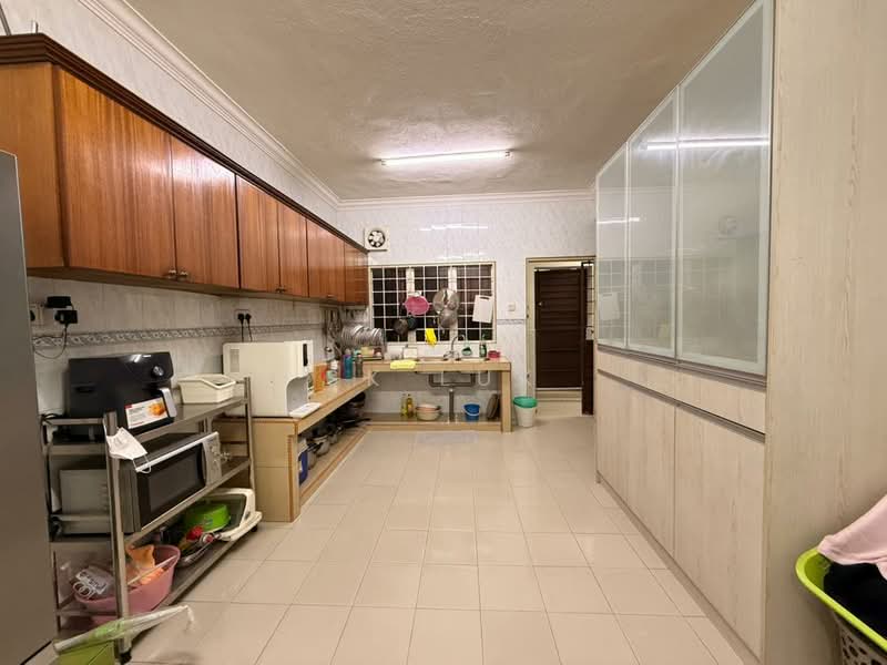 Rumah Teres 2-Tingkat untuk Dijual di Taman Bukit Rawang Jaya (Rawang) - SK Luk - Kitchen - PropertyGuru.com.my