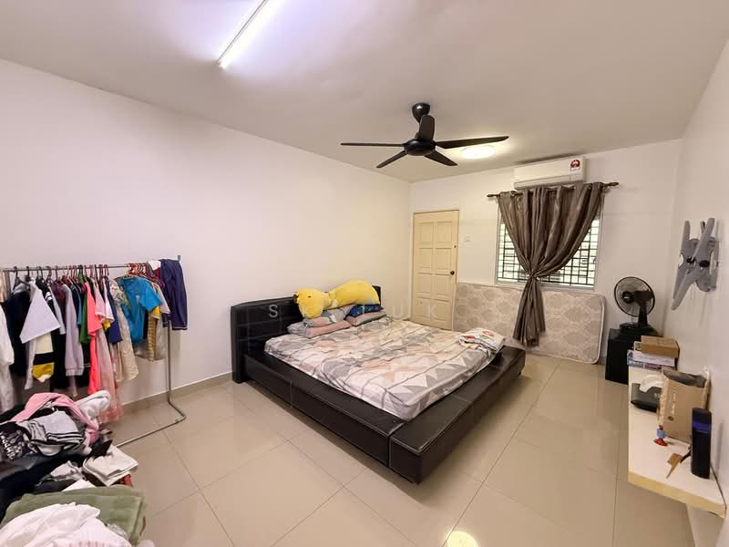 Rumah Teres 2-Tingkat untuk Dijual di Taman Bukit Rawang Jaya (Rawang) - SK Luk - Bedroom - PropertyGuru.com.my