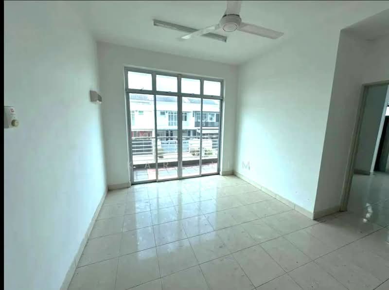 2-storey Terraced House for Sale in Bandar Uda Utama (Johor Bahru) - Karl Lim - Living Room - PropertyGuru.com.my