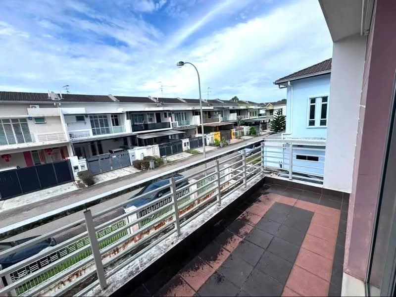 2-storey Terraced House for Sale in Bandar Uda Utama (Johor Bahru) - Karl Lim - Exterior - PropertyGuru.com.my