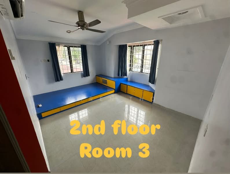 Rumah Teres 2 Tingkat untuk Dijual di SS2 (Petaling Jaya) - Karen Tho - Bedroom - PropertyGuru.com.my