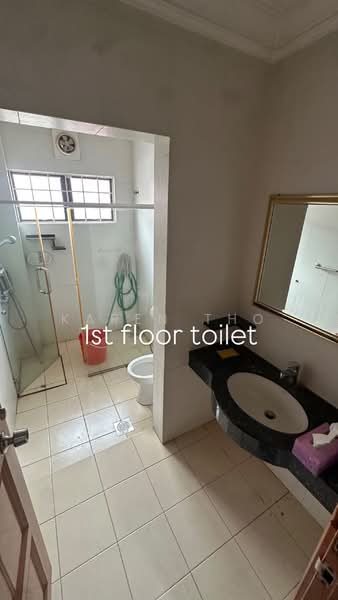 Rumah Teres 2 Tingkat untuk Dijual di SS2 (Petaling Jaya) - Karen Tho - Bathroom - PropertyGuru.com.my