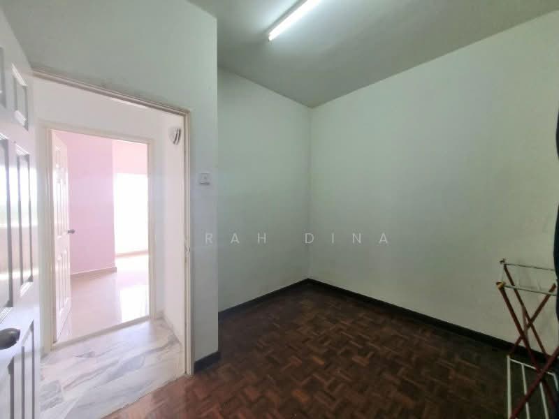 Pangsapuri untuk Dijual di Pangsapuri Cendana - Farah Dina - Interior - PropertyGuru.com.my