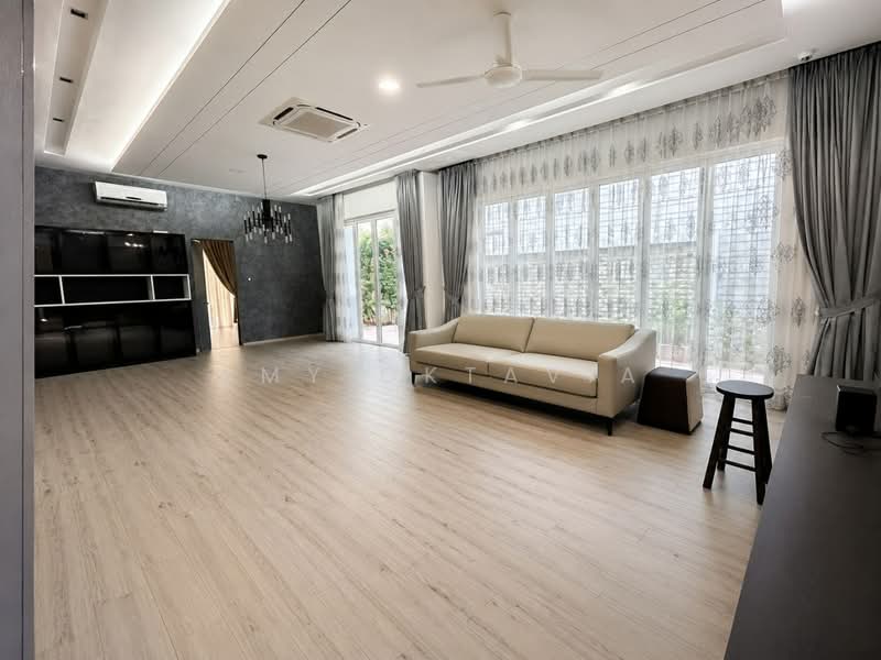Banglo Lot Kosong untuk Dijual di Cyberjaya (Selangor) - Amy Oktavia - Living Room - PropertyGuru.com.my