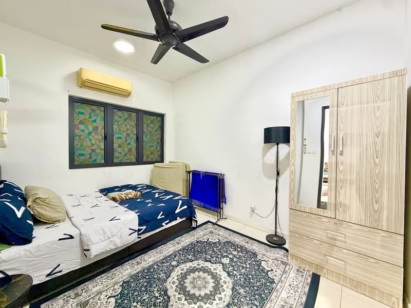 Kediaman Servis untuk Dijual di Emira Residence - Mohd Fadzli - Bedroom - PropertyGuru.com.my