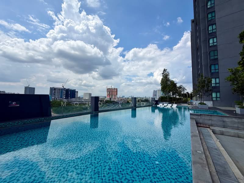 Kediaman Servis untuk Dijual di Emira Residence - Mohd Fadzli - Exterior - PropertyGuru.com.my