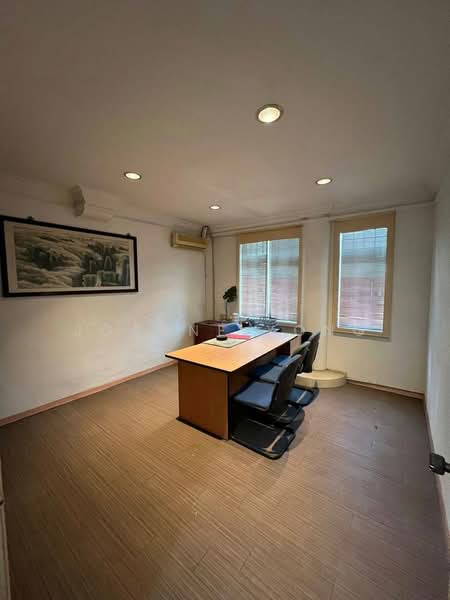 Kedai / Pejabat untuk Dijual di Johor Bahru (Johor) - Joanne Yong - Study - PropertyGuru.com.my