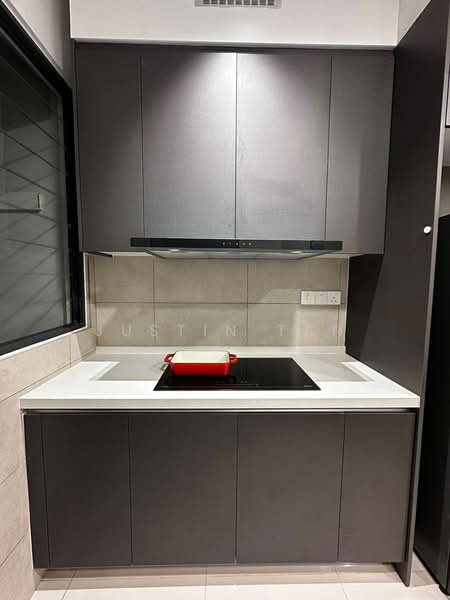 Service Residence for Rent at Serviced Residence @ Sunway D'hill Residences - Justin Tan - Kitchen - PropertyGuru.com.my