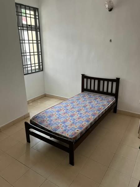 Terraced House for Rent in Bandar Indahpura (Kulai) - Steve Seah - Bedroom - PropertyGuru.com.my