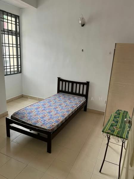Terraced House for Rent in Bandar Indahpura (Kulai) - Steve Seah - Bedroom - PropertyGuru.com.my