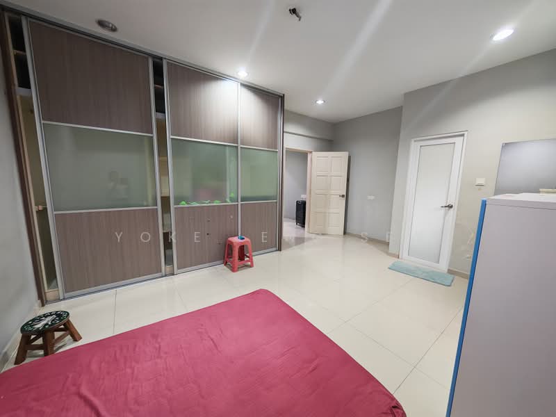 Rumah Teres untuk Dijual di Taman Bukit Kinrara (Bandar Kinrara) - Yoke Leng Sew - Bedroom - PropertyGuru.com.my