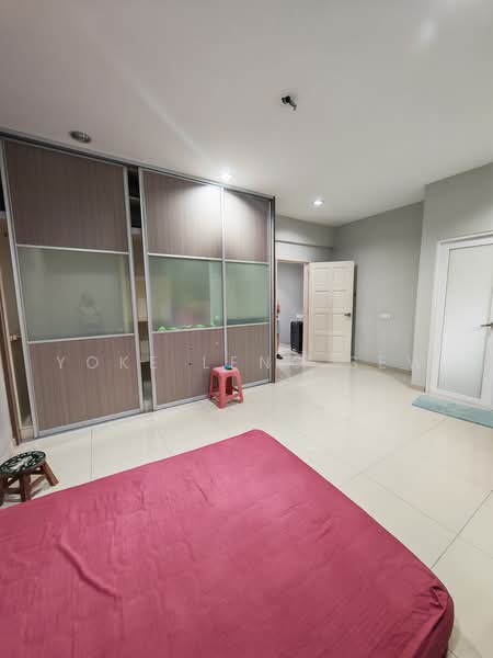 Rumah Teres untuk Dijual di Taman Bukit Kinrara (Bandar Kinrara) - Yoke Leng Sew - Bedroom - PropertyGuru.com.my