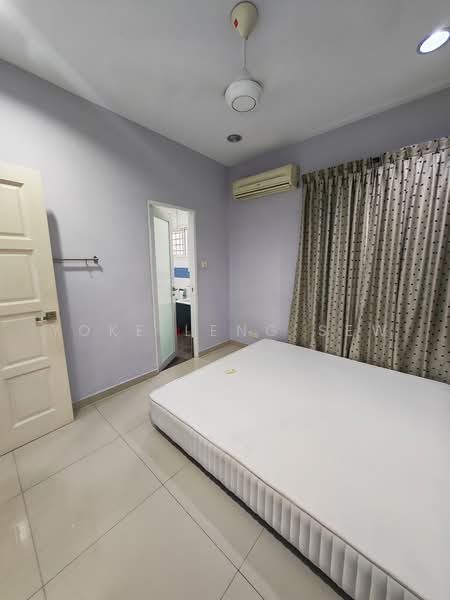 Rumah Teres untuk Dijual di Taman Bukit Kinrara (Bandar Kinrara) - Yoke Leng Sew - Bedroom - PropertyGuru.com.my