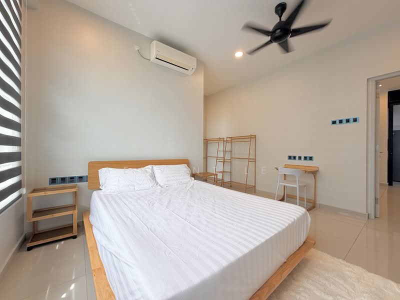 Service Residence for Rent at D'carlton (Residensi Seri Mega) - Aervint Lee - Bedroom - PropertyGuru.com.my