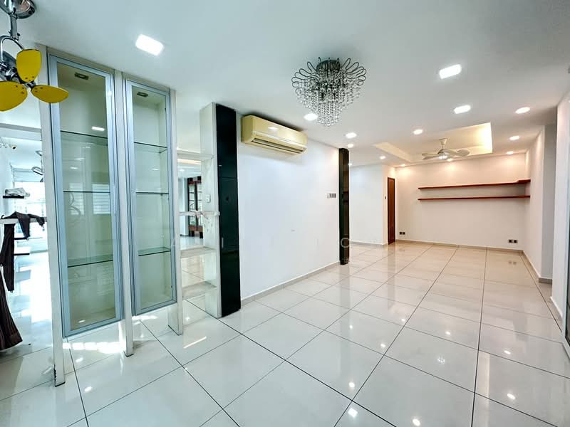Rumah Teres 2 Tingkat untuk Dijual di Kota Emerald (Rawang) - Alice Low - Living Room - PropertyGuru.com.my
