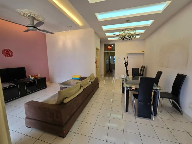 2-storey Terraced House for Sale in Kajang (Selangor) - Ken Lu - Living Room - PropertyGuru.com.my