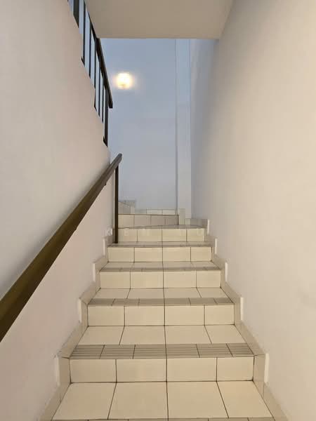 2-storey Terraced House for Sale in Kajang (Selangor) - Ken Lu - Corridor - PropertyGuru.com.my