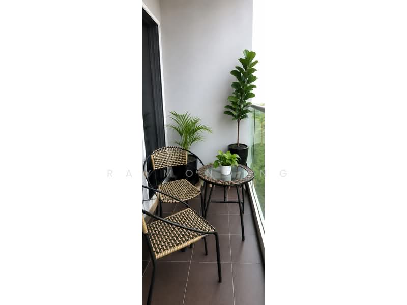 Kondominium untuk Dijual di Paraiso Residence @ The Earth - Lik Zhuan Raymond Ng - Balcony - PropertyGuru.com.my