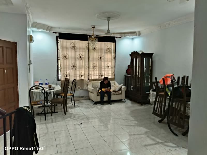 2-storey Terraced House for Sale in Gelang Patah (Johor) - Zoey Lee - Living Room - PropertyGuru.com.my
