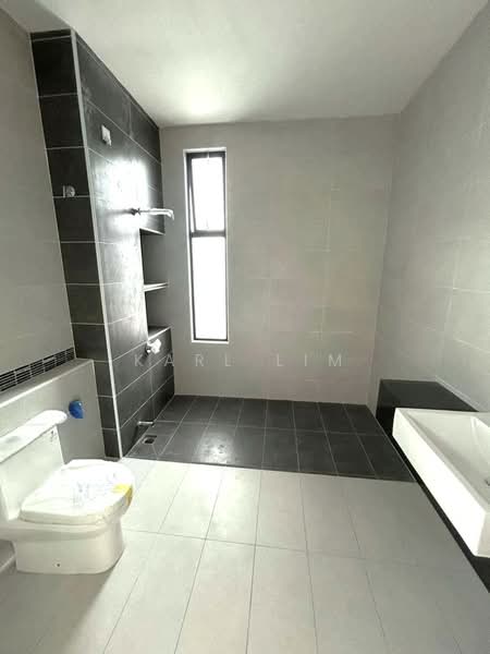 2-storey Terraced House for Sale in Taman Desa Tebrau (Tebrau) - Karl Lim - Bathroom - PropertyGuru.com.my