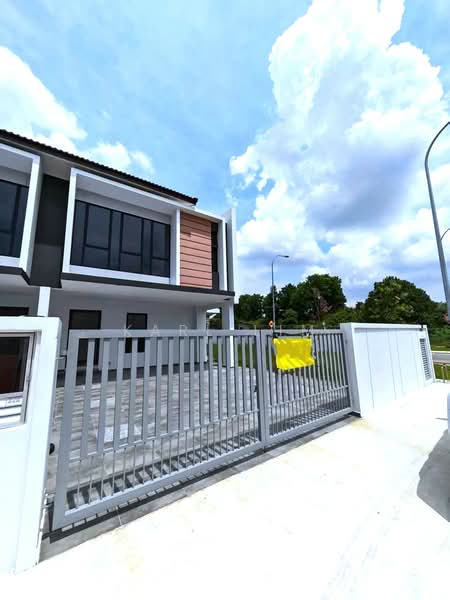 2-storey Terraced House for Sale in Taman Desa Tebrau (Tebrau) - Karl Lim - Exterior - PropertyGuru.com.my