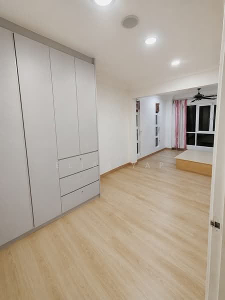 3-storey Terraced House for Sale in Selangor (Gombak) - Elisa Yap - Bedroom - PropertyGuru.com.my